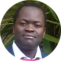 A head and shoulders picture of Dr Rogers Nditanchou