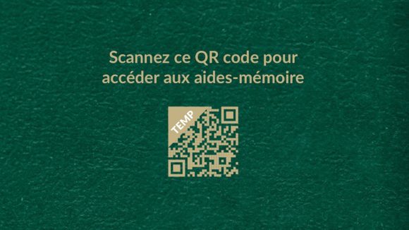 The back cover of the CDD passport. Text in French instructs people to scan the QR code below.